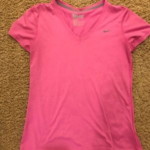 Nike Dri-Fit V-neck Sz M